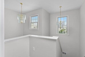 Interior - 1 Block to Beach, 4BR Ship Bottom LBI, Sleeps 8, Walk to All (Ship Bottom)