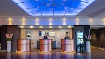 House | Lobby