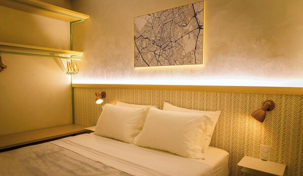 1 bedroom, desk, iron/ironing board, WiFi (free) - View, Air Conditioning, and Parking Space in the City Center | LYVVO (Campinas)