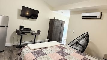 1 bedroom, internet, bed sheets
