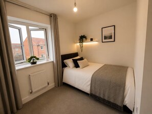 Room - Cozy Peaceful Perfect for Professionals, NHSstaff & Care Workers with Breakfast (Grimsby)