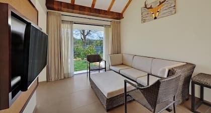 The Fern Sattva Resort Polo Forest