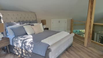 1 slaapkamer, een strijkplank/strijkijzer, wifi, beddengoed