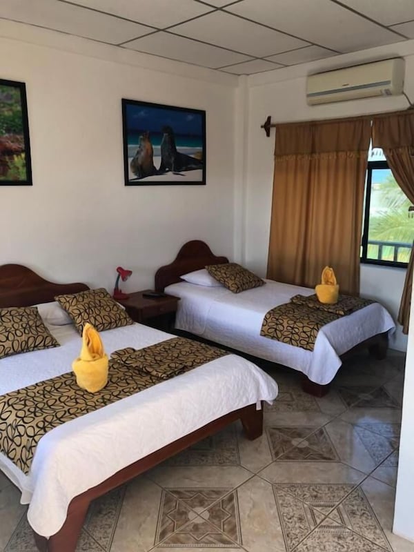 Hostal Sandrita - Galápagos Islands