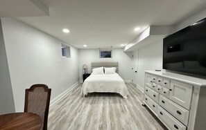 Room - Welcoming 1-bedroom studio in charming Bethesda (Bethesda)