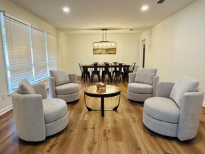 Dining - Marblehead Executive Retreat (Jackson)
