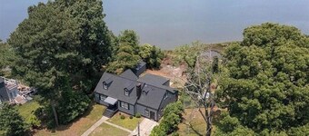 Waterfront Home Near Virginia Beach -Sleeps 16+