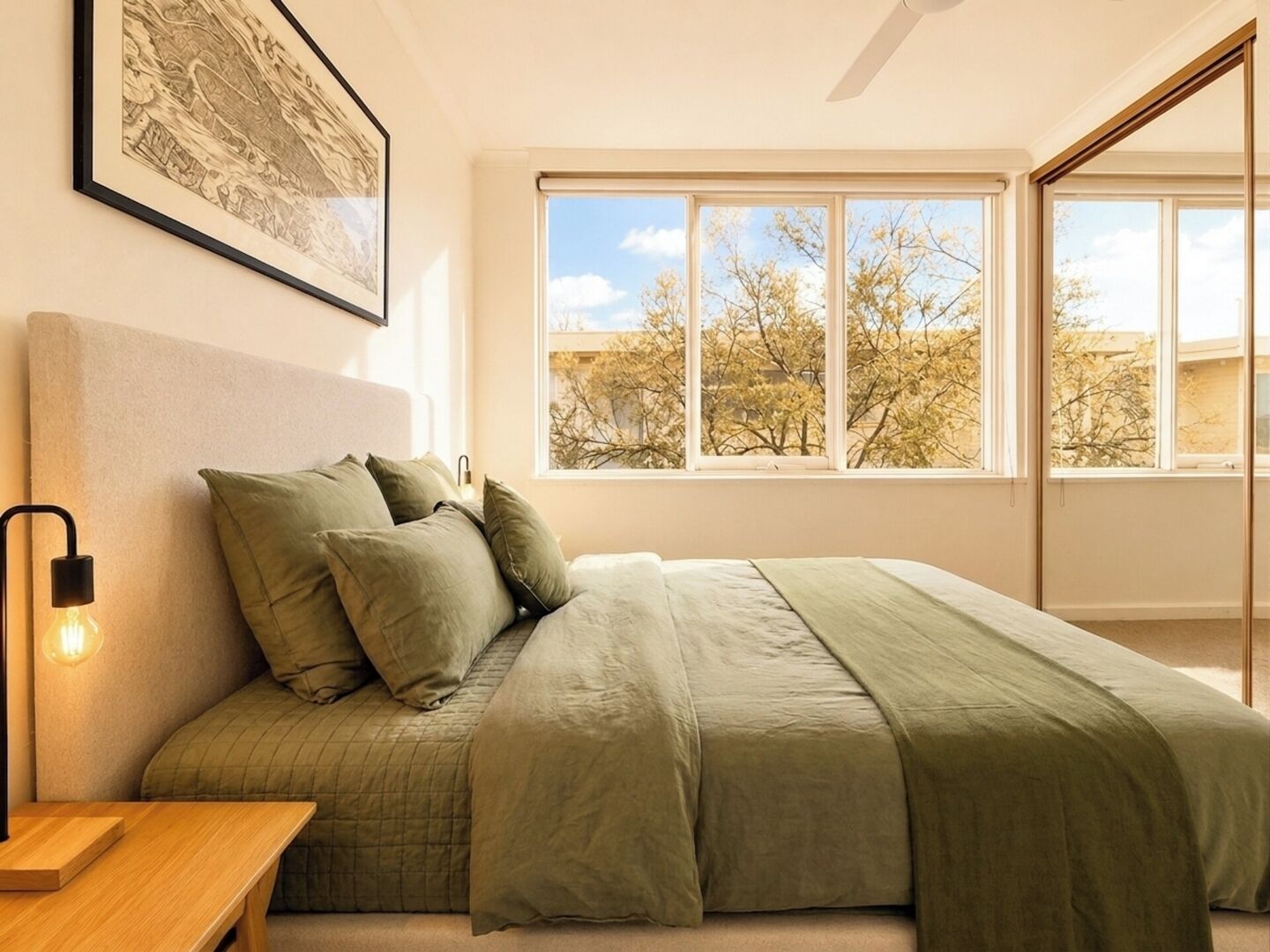 3 bedrooms, iron/ironing board, WiFi, bed sheets