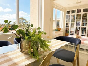Interior - Spacious Retro Stay Steps from Chapel Street (South Yarra)