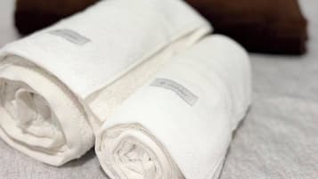 Comfort Twin Room | Bathroom amenities