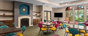 Dining - 2-bedroom resort for 2027 Coachella in Indio w/refreshing AC, Lazy River, & Pool (Indio)