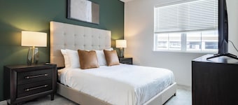 Landing | Spectacular 1BD in Steelpointe Harbor