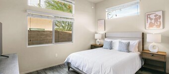 Landing | Amazing 2BD in Steelpointe Harbor