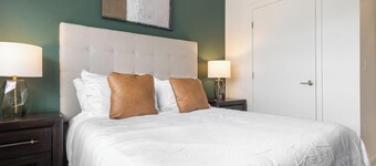 Landing | Stylish 2BD in Steelpointe Harbor