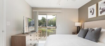 Landing | Incredible 2BD in Steelpointe Harbor