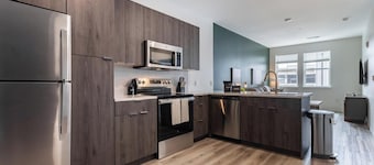 Landing | Amazing 1BD in Steelpointe Harbor