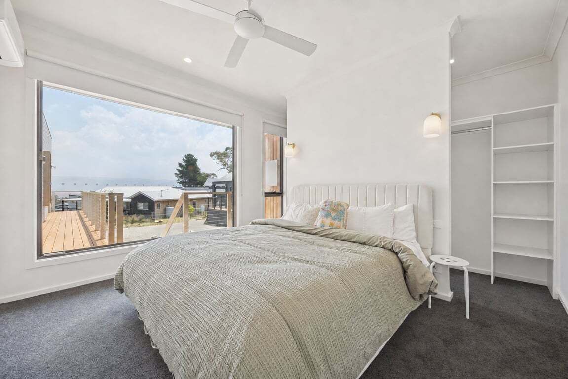 3 bedrooms, iron/ironing board, Internet, bed sheets