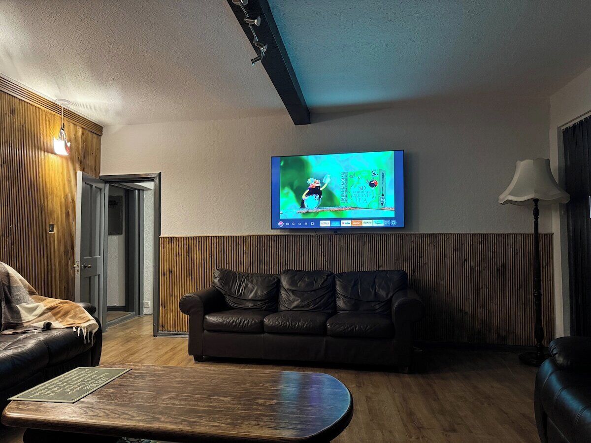 TV, books