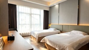 Economy Twin Room | Free WiFi - The Lake Tai Inn (Hu Zhou Shi)