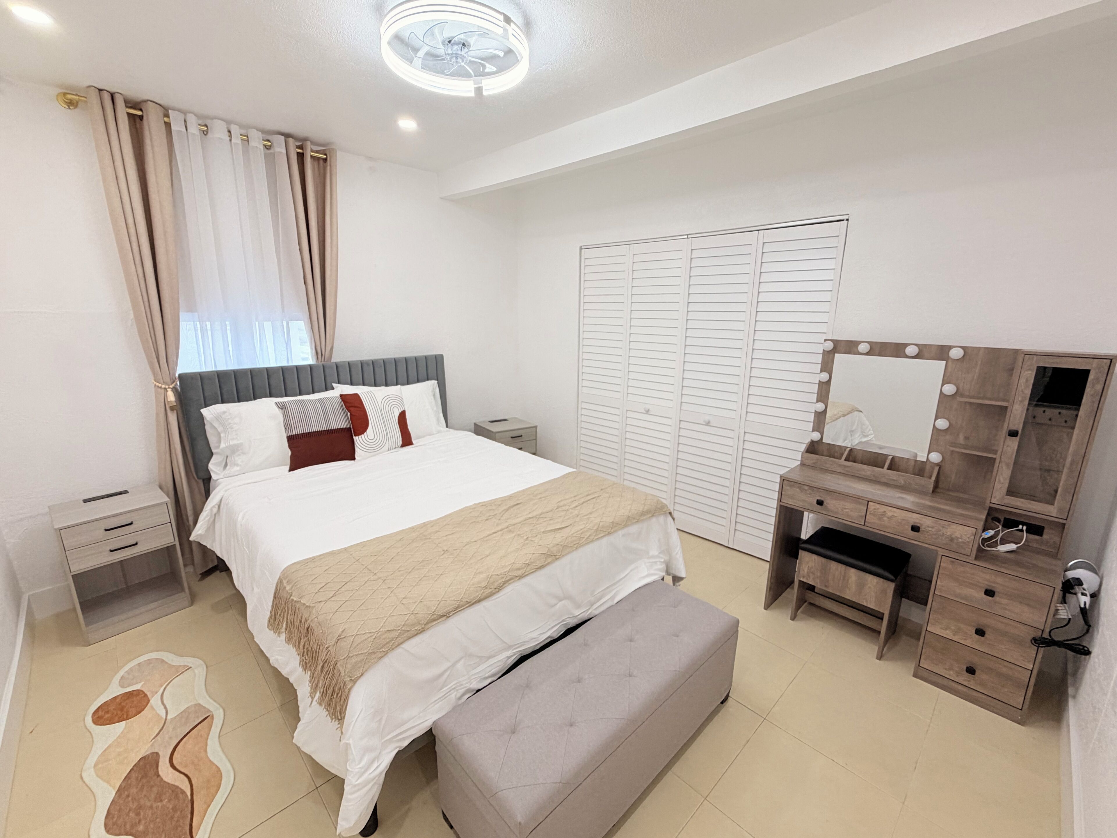 2 bedrooms, WiFi, bed sheets