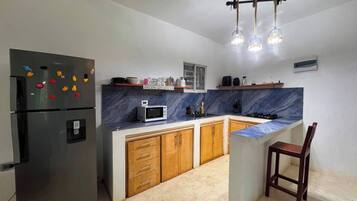 Villa, 1 Bedroom, Smoking, Patio | Interior