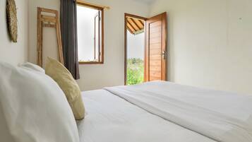 Cabin, Garden View | Free WiFi, bed sheets