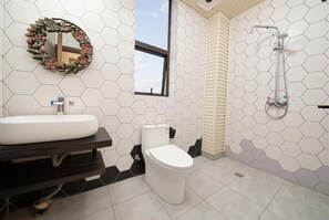 Family Room | Bathroom | Slippers - LanNa (Dali)