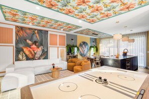 Spielezimmer