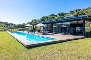 Unclassified image, 3 of 62, button - Stylish Studio In Zimbali Lakes H18 (Ballito)