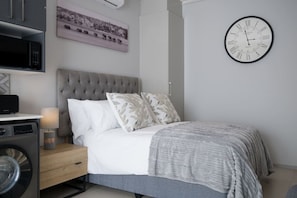 Unclassified image, 4 of 62, button - Stylish Studio In Zimbali Lakes H18 (Ballito)