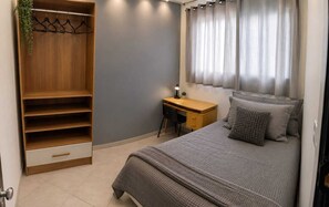 Free WiFi - WeAdore Studios (São Paulo)