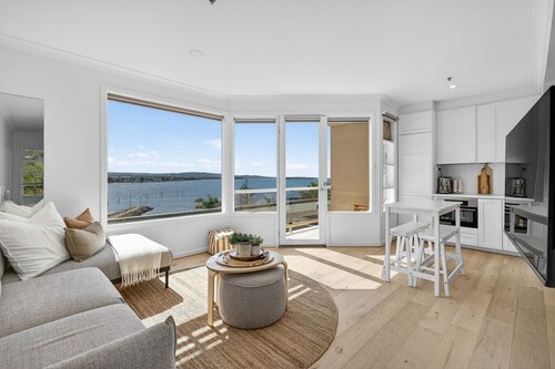 The Little Bluff Apartments