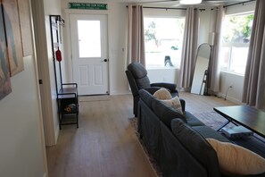 Interior - New Remodeled Home Close to Flathead (Polson)