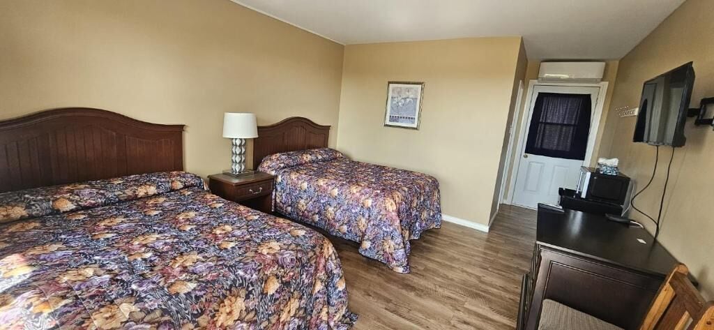 Classic Double Room, 2 Double Beds, Mountain View | Free WiFi