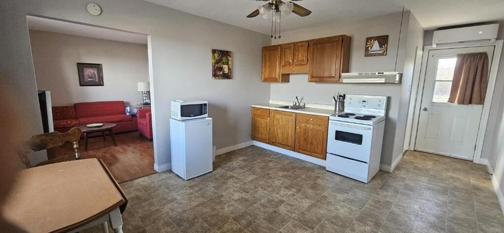 Comfort Apartment, Mountain View | Private kitchen