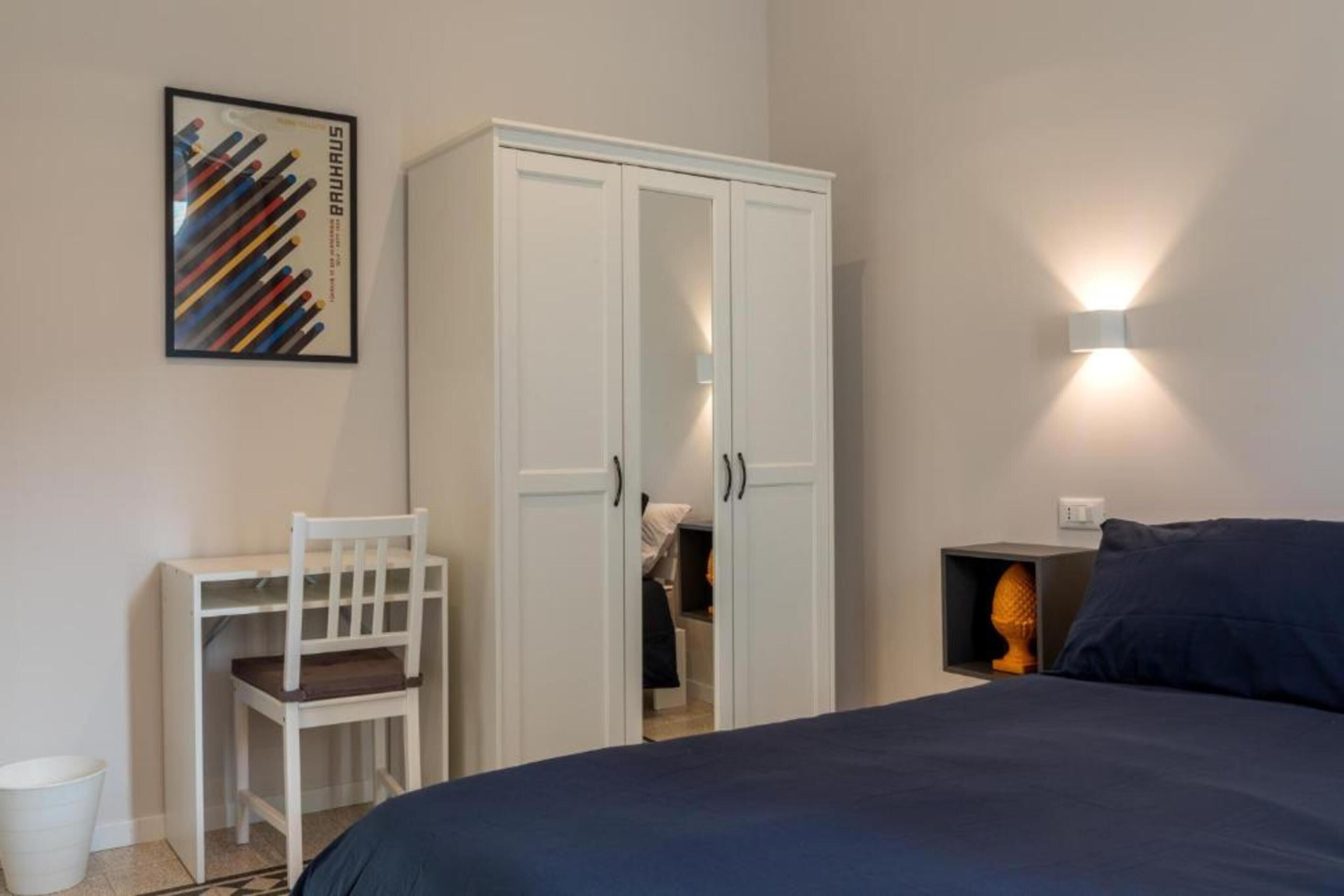 Deluxe Apartment, 4 Bedrooms, City View | WiFi (free)