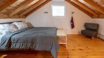 4 bedrooms, WiFi, bed sheets