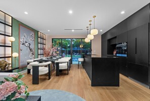 Dining - Tokyo Retreat Luxury Pool Villa Grill Near Beach (Miami)