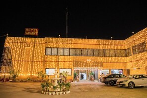 Exterior - Hotel Vasant Gajraula (Gajraula)