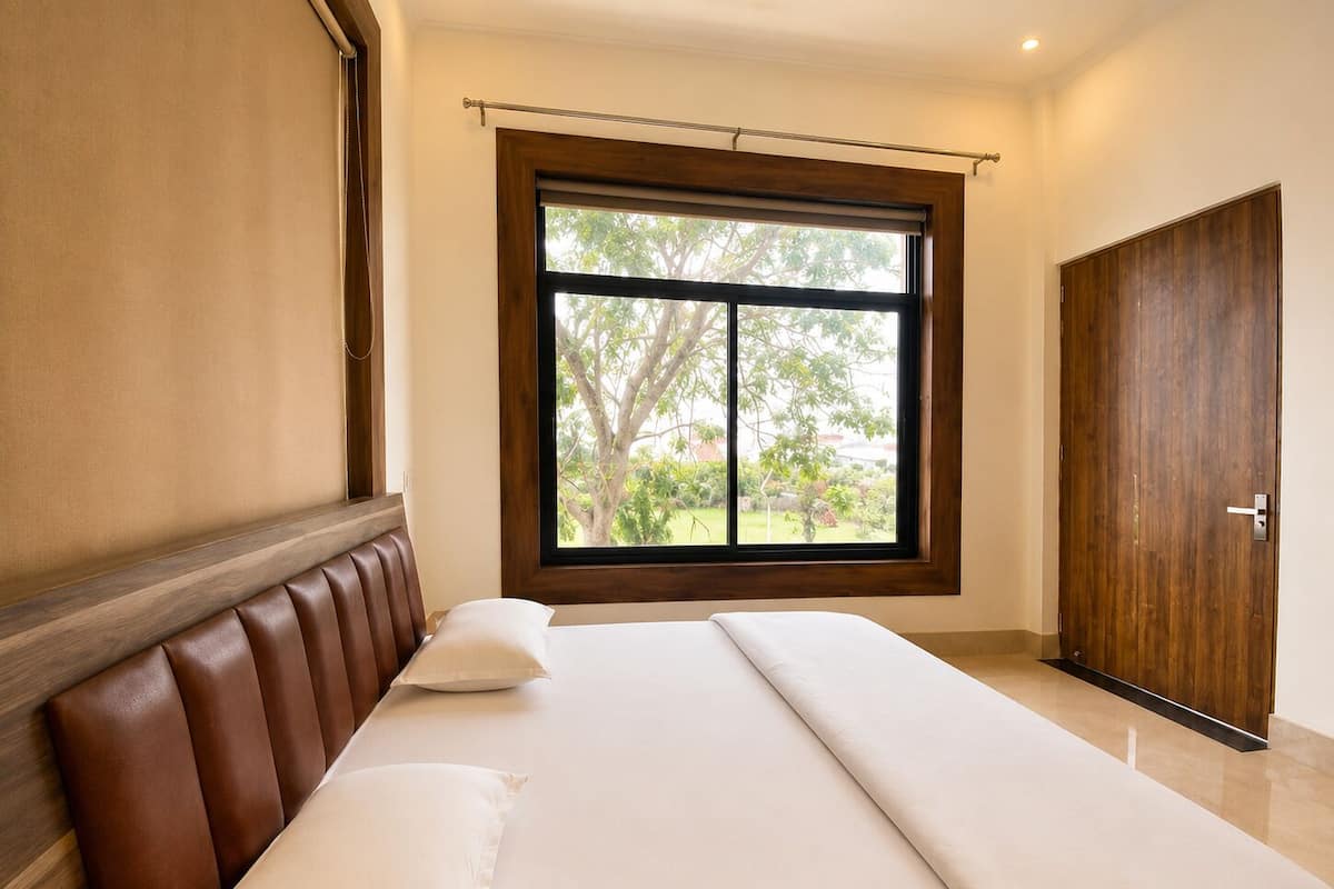 Habitación doble Deluxe, vista a la ciudad | Ropa de cama de alta calidad, edredón y camas con efecto memoria