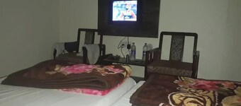 Hotel Vasant Gajraula