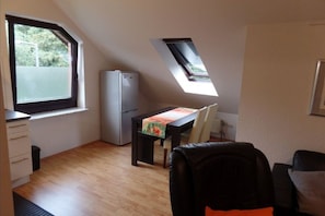 Interior - Bright attic studio in Cologne | Direct S11 to central station & Messe/Deutz (Köln)