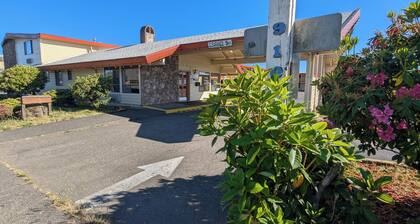 Anchor Pointe Inn & Suites