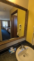 Estudio Signature, varias camas, no fumadores, microondas | Baño