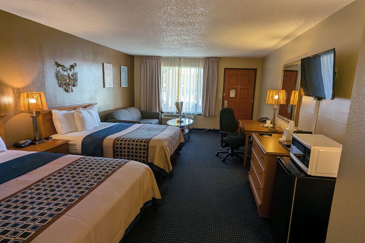 Signature Studio, Multiple Beds, Non Smoking, Microwave | In-room safe, desk, laptop workspace, iron/ironing board