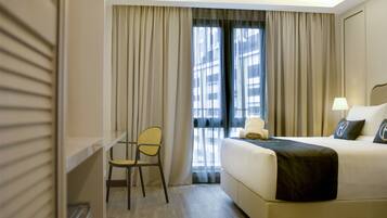 In-room safe, iron/ironing board, free WiFi