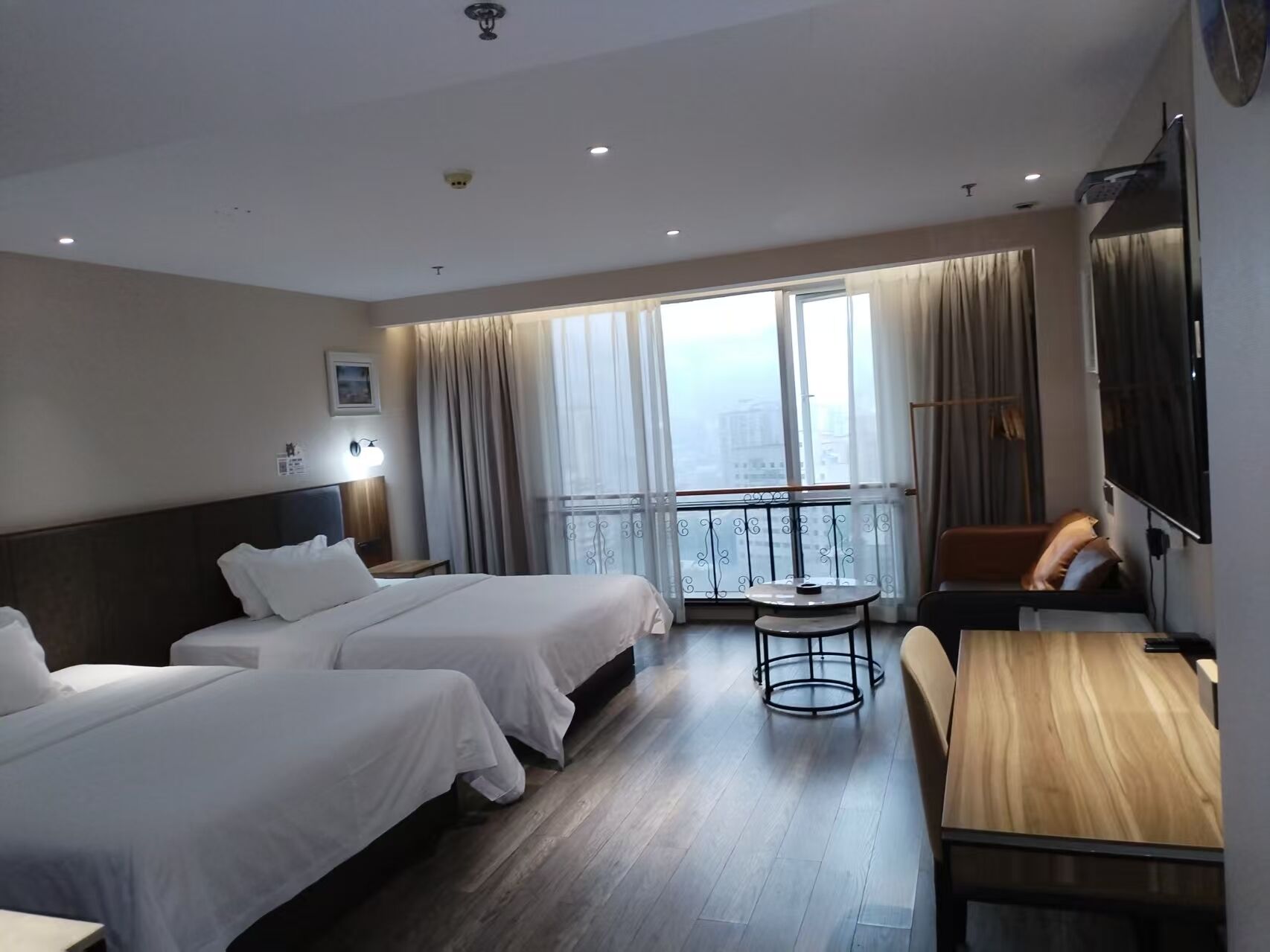 Comfort Twin Room | WiFi (free)
