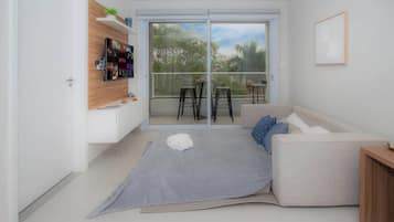 Appartement, balcon, vue ville | Wi-Fi gratuit