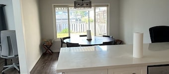 Spacious 3-Bedroom Vancouver House with Garden and Easy Transit Access
