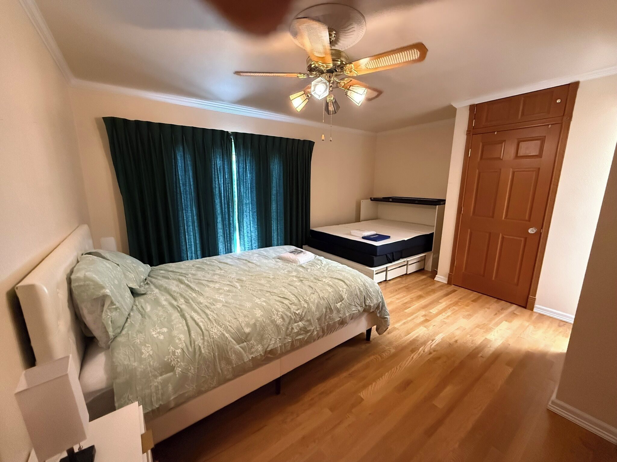 3 habitaciones, internet y ropa de cama 